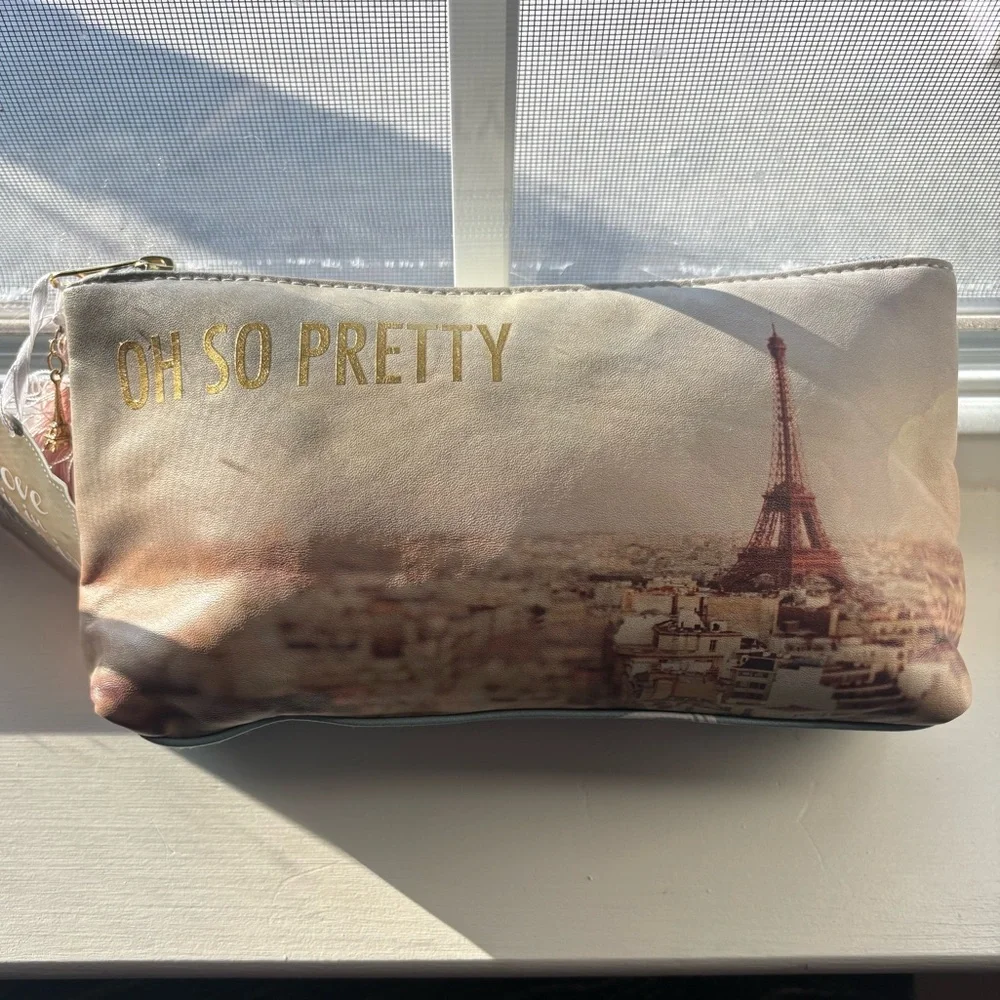 Paris Cosmetic Travel Bag with Tassel Eiffel Tower Charm Keychain